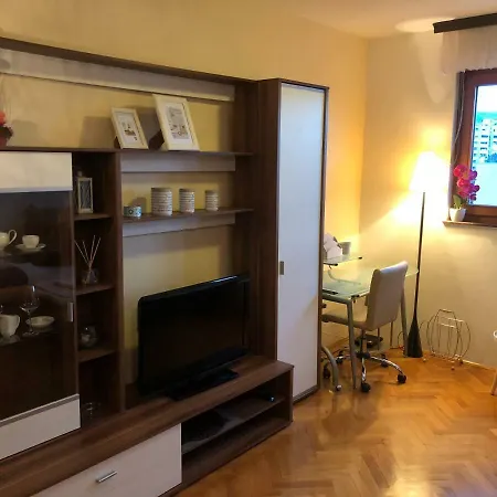 Lägenhet Garsonjera Katarina